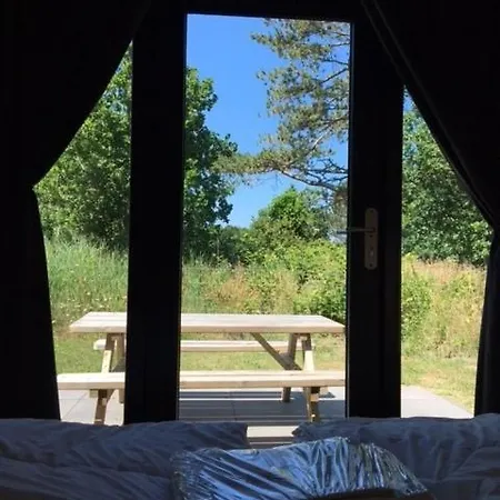 펜션 Tiny House In Het Groen, Aan Zee Met Prive Hottub *