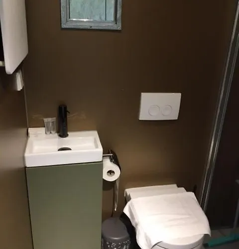 Tiny House In Het Groen, Aan Zee Met Prive Hottub * Каллантсог